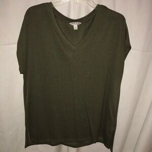 Orvis Classic Collection Knit Cap Sleeve Women’s V Neck Dark Green Shirt - L